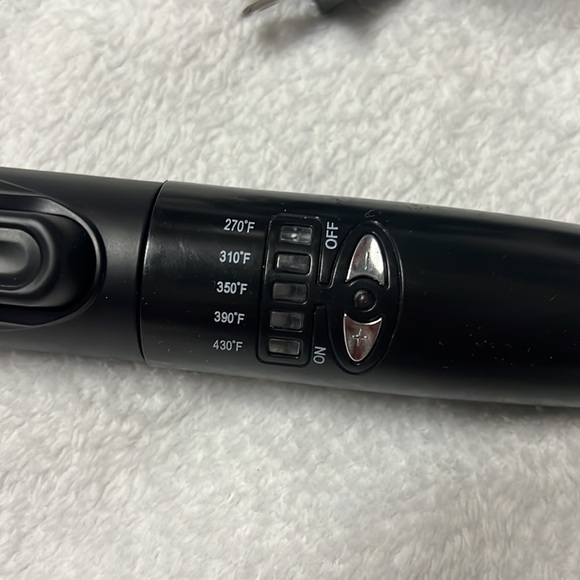 Fahrenheit Curling Iron - Picture 3 of 5